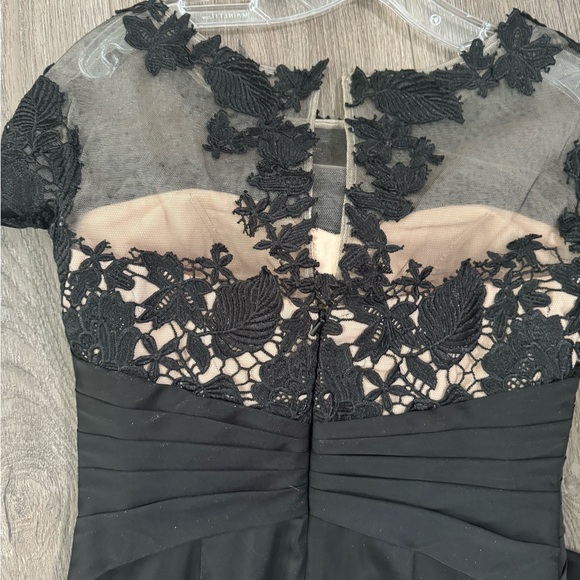 NWT-MGNY Soft Satin Evening Gown with Lace and Beaded Appliques - Picture 12 of 16